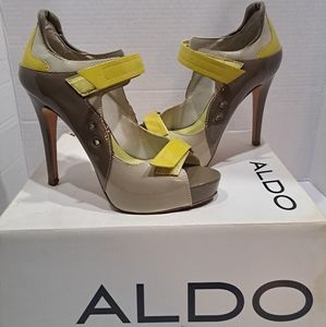 Fun Aldo Froseba-37 high heels gray,green,beige colored with velcro straps